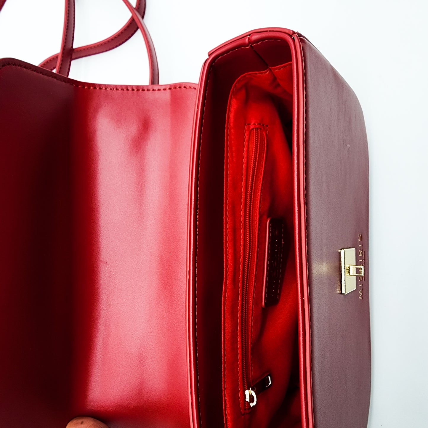 Miss Zuri - Wine Red