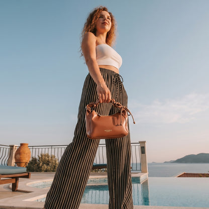 Miss Olivia - Brown